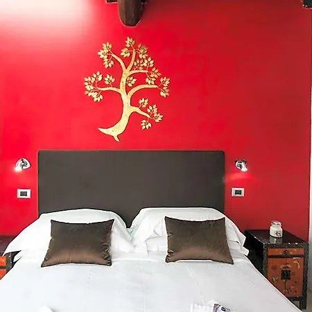 Navona First Hotel 2*